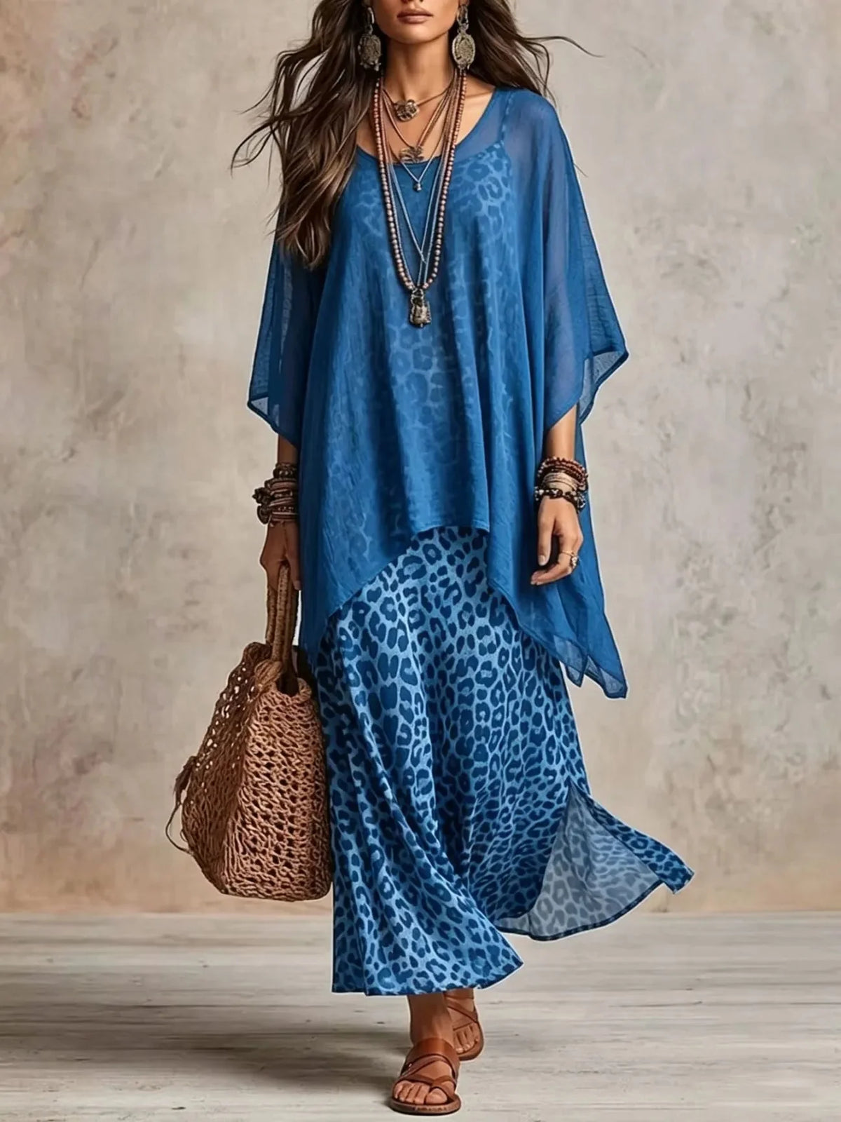 Vestido largo en capas con estampado de leopardo de estilo bohemio