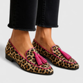 Mocasines con borlas y estampado animal