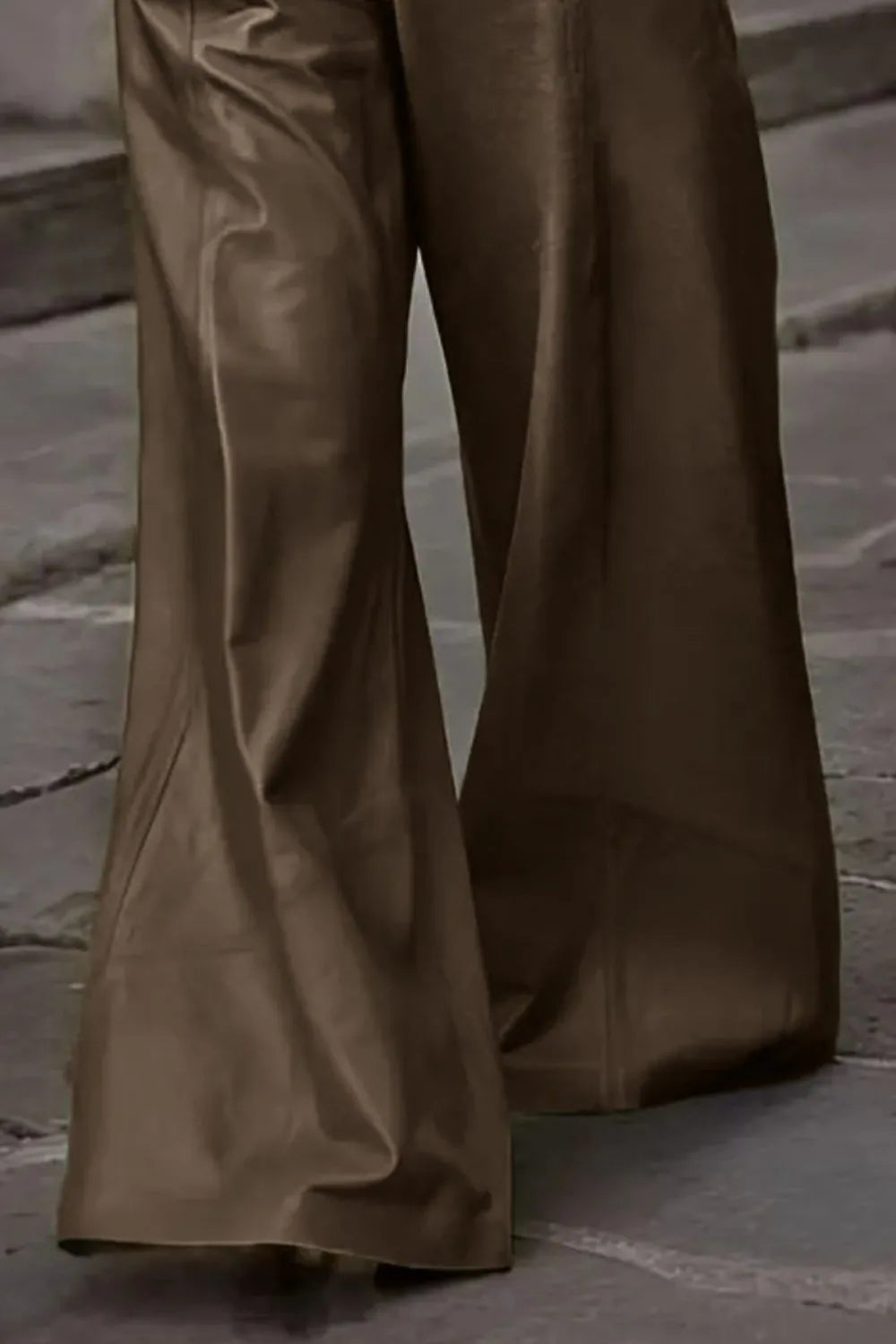 Pantalones de cintura alta y pierna ancha