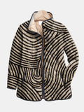 Chaqueta acolchada con círculos dibujados