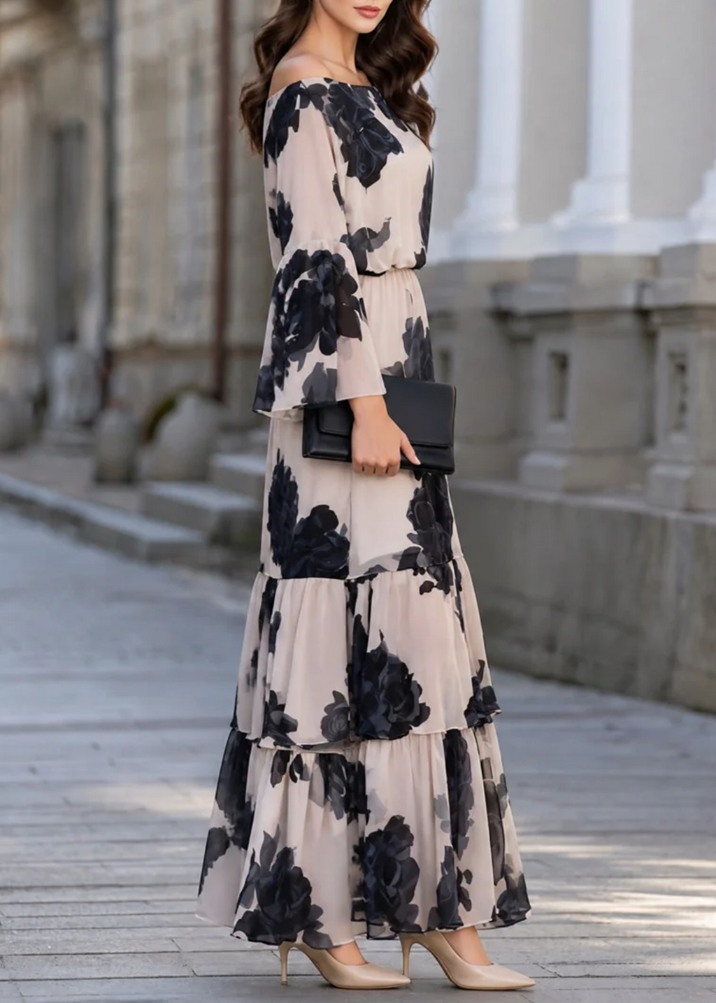 Vestido Maxi Beige de Hombros Descubiertos con Estampado Floral y Volantes