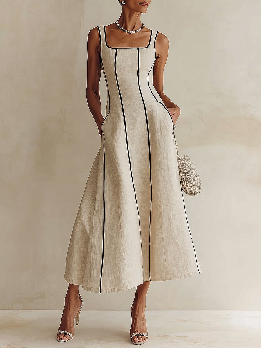 Vestido largo de corte en A con rayas negras de estilo minimalista