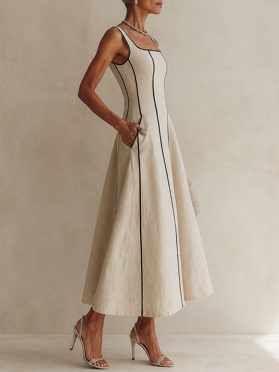Vestido largo de corte en A con rayas negras de estilo minimalista