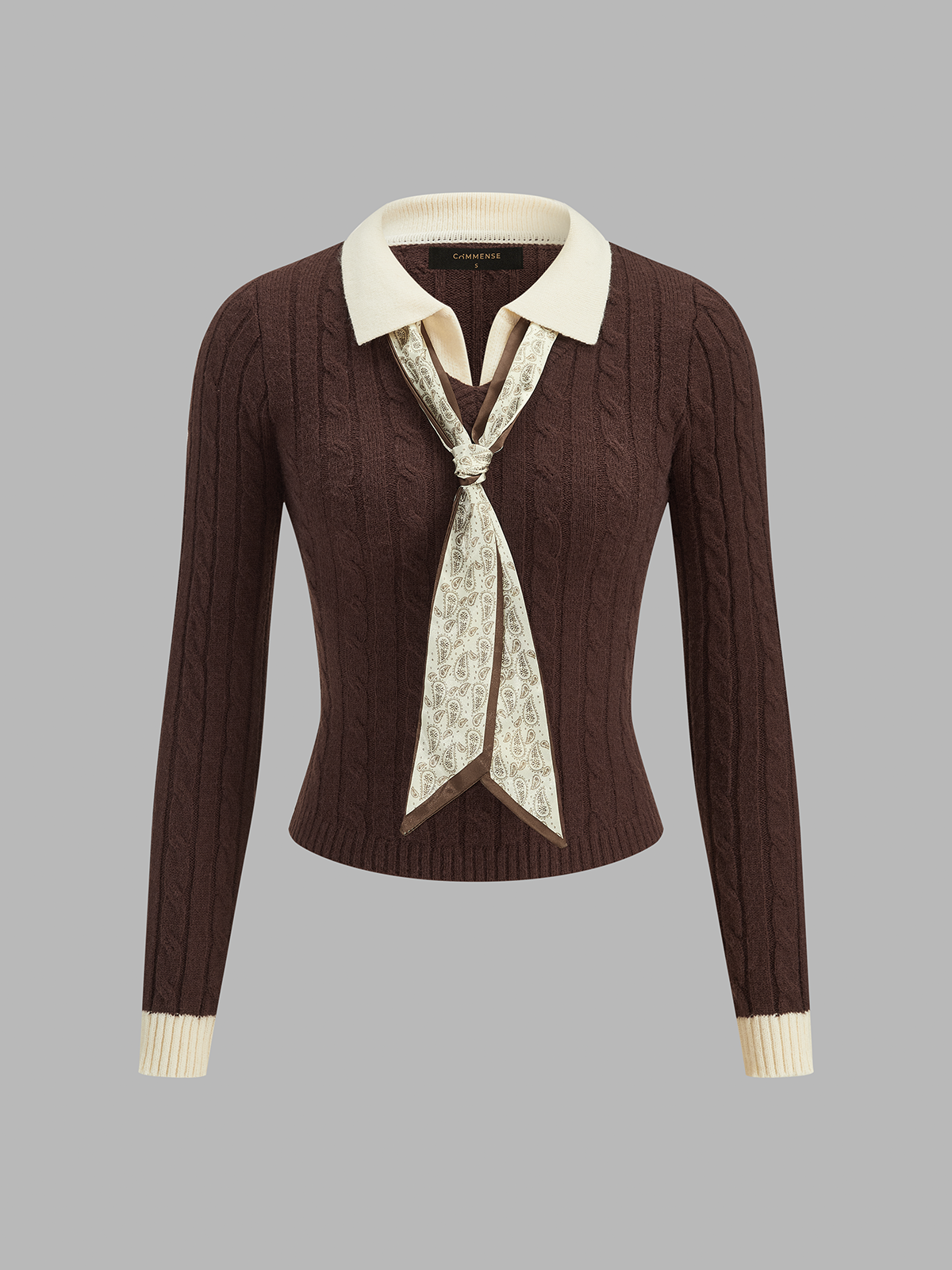 Top de punto trenzado con cuello de contraste y detalle de bufanda