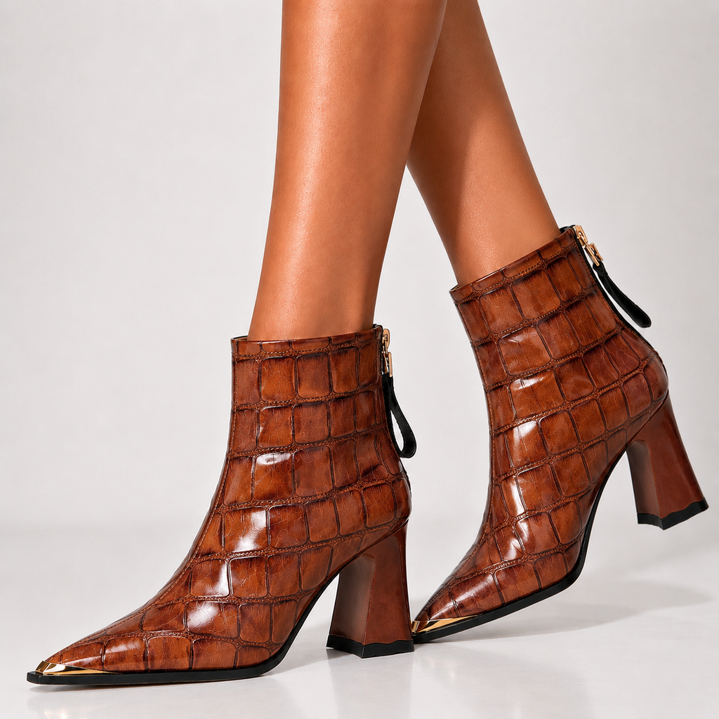 Botines con Puntera Dorada