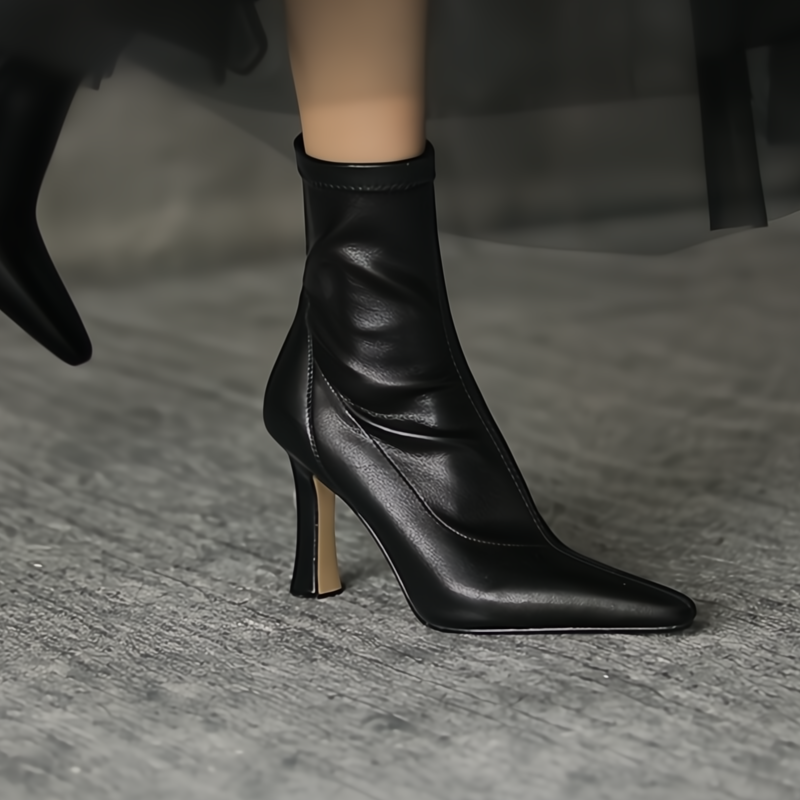 Botines de punta fina