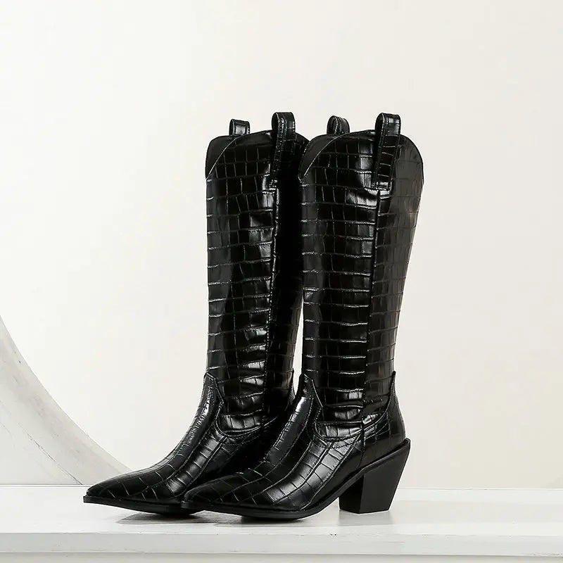 Botas altas estilo western con efecto cocodrilo