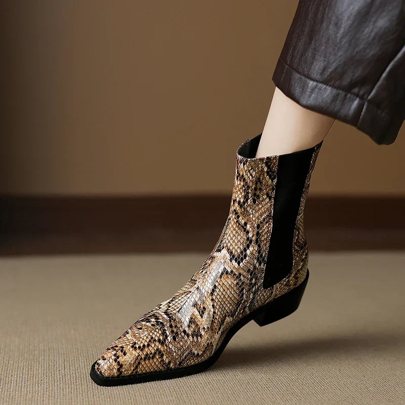Botines Chelsea de efecto serpiente