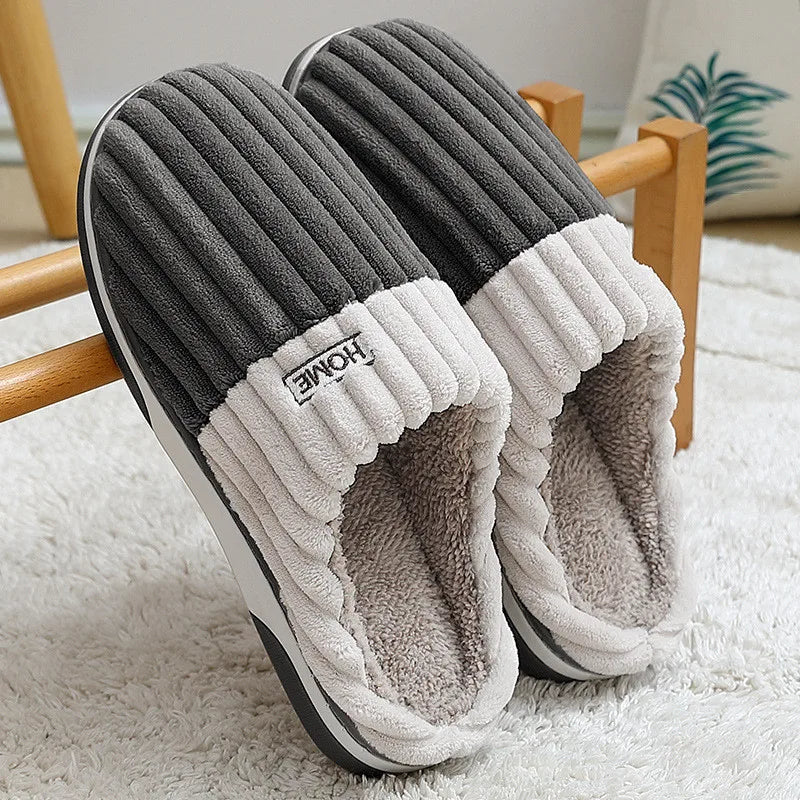 Pantuflas forradas de polar con suave textura acanalada