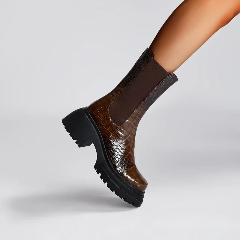 Botas western con plataforma y efecto cocodrilo