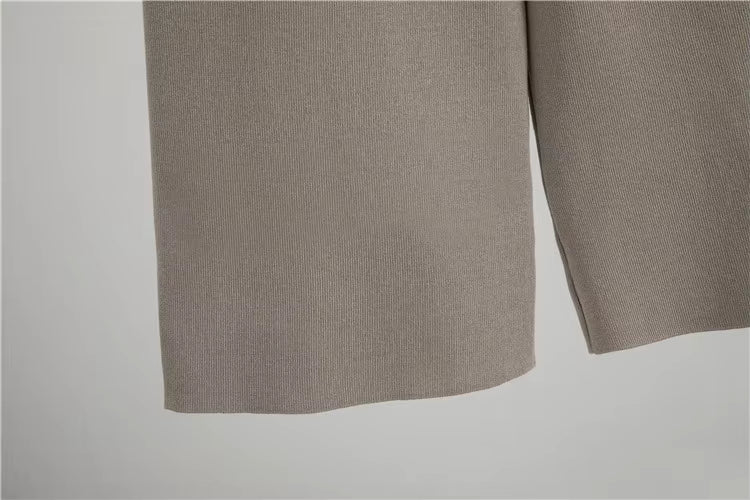 Conjunto 3 piezas de punto en tonos neutros