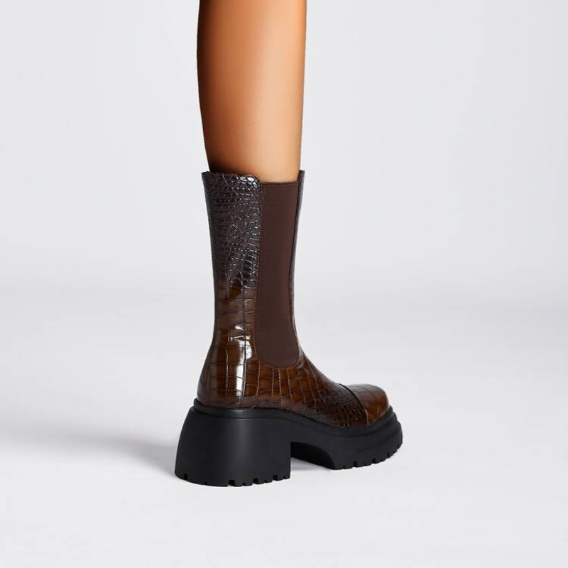 Botas western con plataforma y efecto cocodrilo