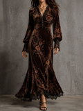 Vestido maxi de terciopelo con estampado floral, encaje y escote en V en marrón