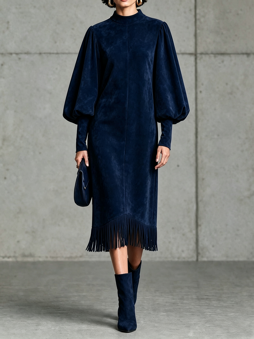 Vestido midi azul marino de ante sintético con mangas abullonadas y bajo de flecos