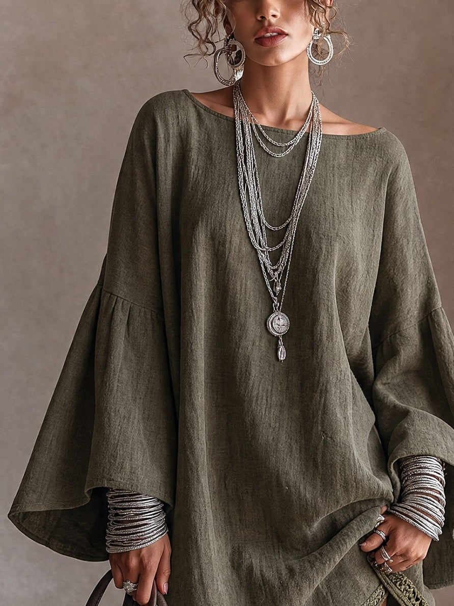 Vestido túnica verde oliva de lino con mangas acampanadas y bajo de encaje