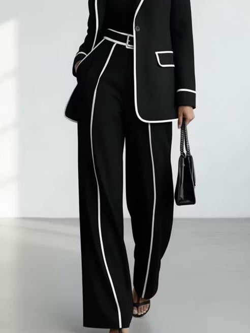Conjunto de blazer con ribete en contraste y pantalón de pierna ancha en negro