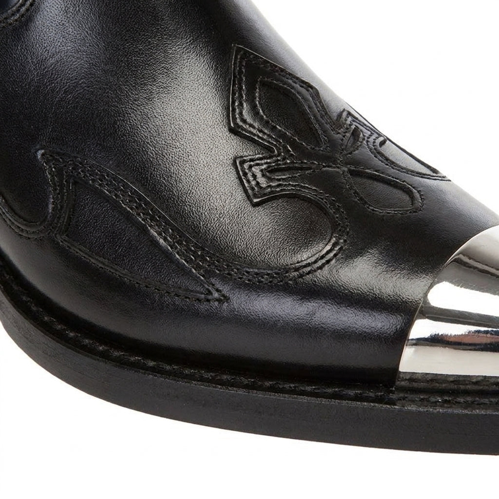 Botines western con puntera metálica