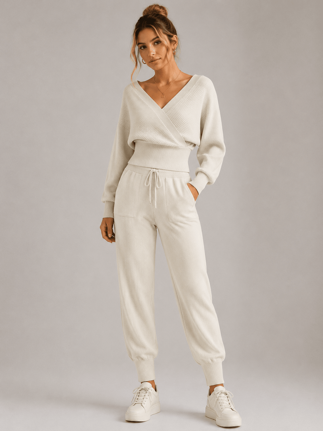 Conjunto de punto acanalado con top cruzado y pantalón jogger