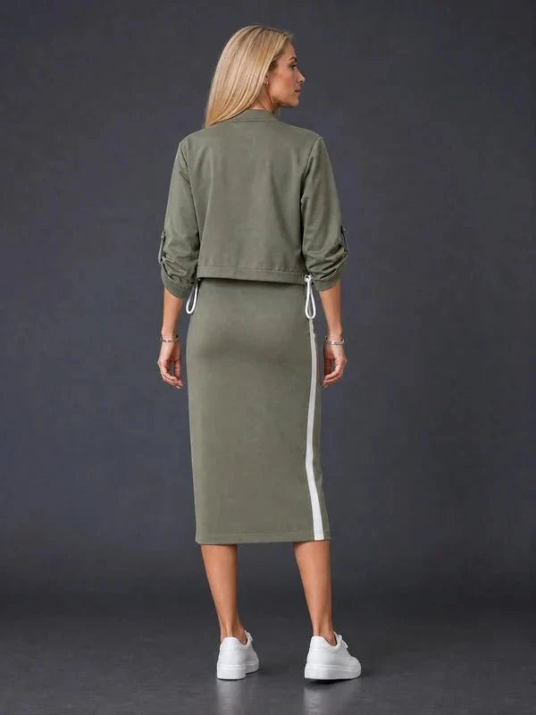 Conjunto de vestido y chaqueta deportiva