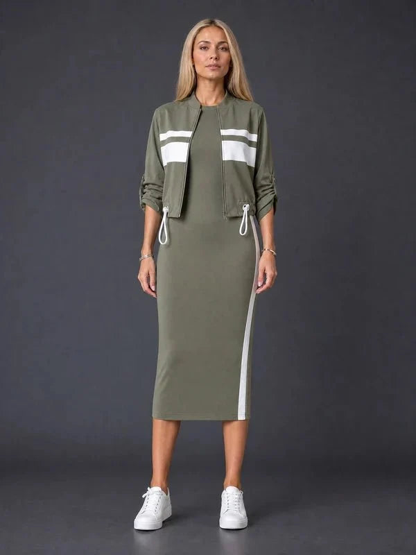 Conjunto de vestido y chaqueta deportiva