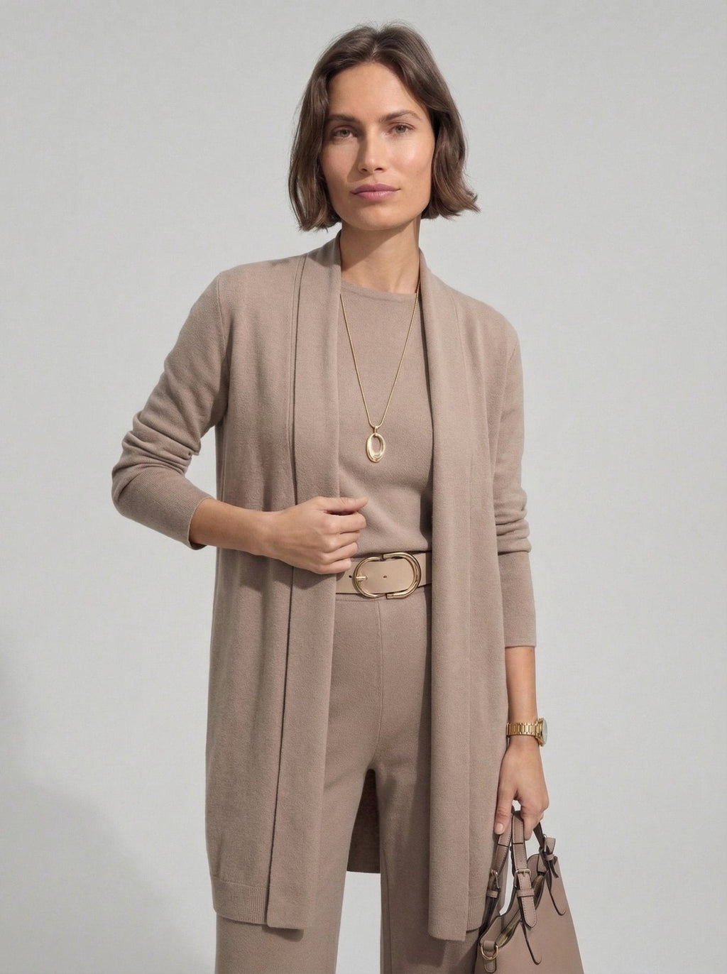Conjunto de cárdigan largo, top y pantalón