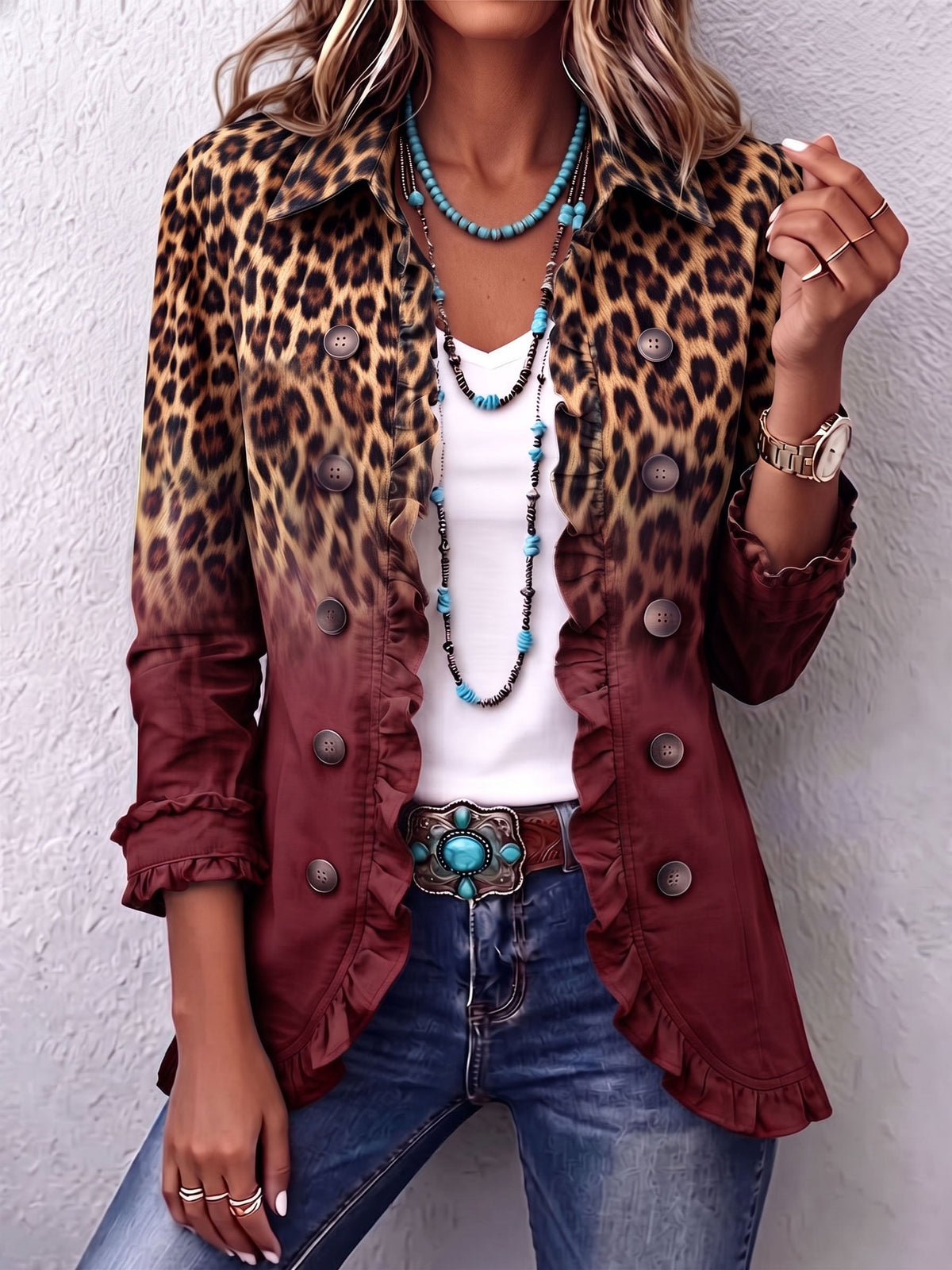 Chaqueta blazer de leopardo color vino con volantes