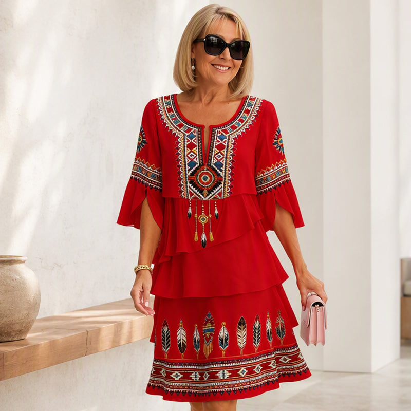 Vestido de mujer con corte escalonado y estampado étnico vintage