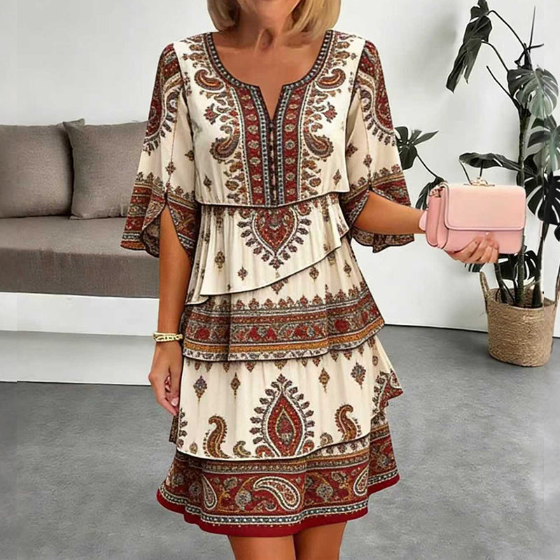 Vestido de mujer con corte escalonado y estampado étnico vintage