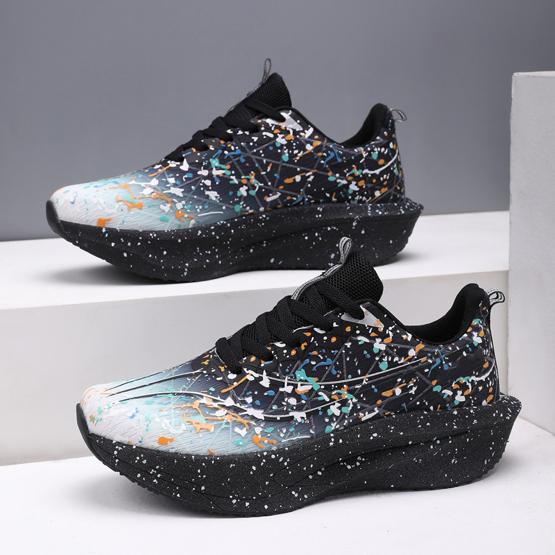 Zapatillas deportivas ligeras, llamativas y modernas