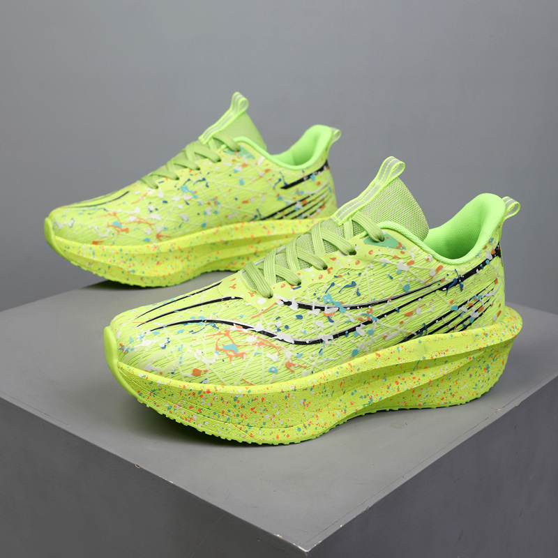 Zapatillas deportivas ligeras, llamativas y modernas